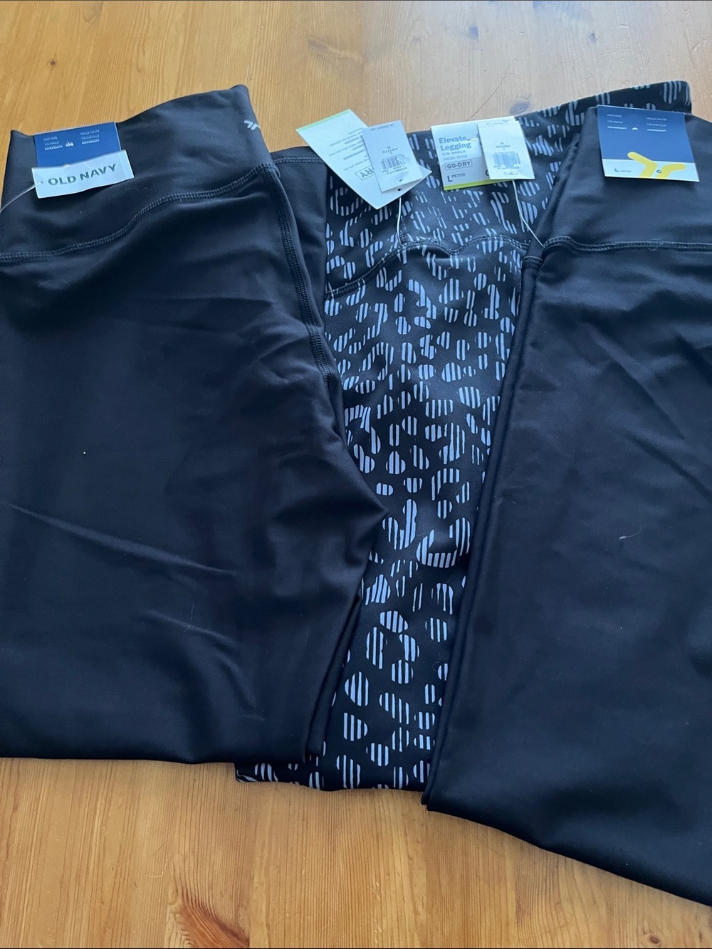 NWT Three Old Navy Black High-Rise Performance Leggings L/P